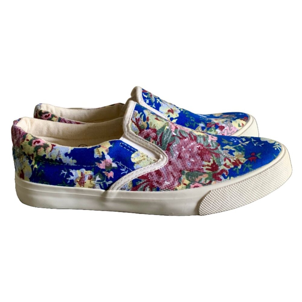 NWOB Asos/Park Lane Women's Blue Crochet Print Floral Slip-on Sneakers Sz 6 - Picture 5 of 7